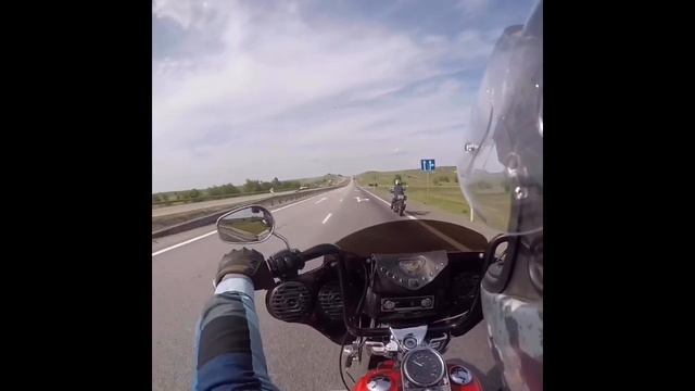Harley Davidson Road King/ Honda Steed- адлер (Сочи) / Москва часть 2 смотреть онлайн