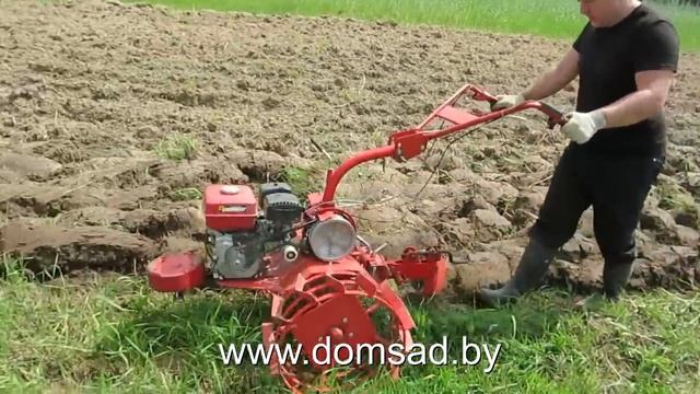 Пашем дерн мотоблоком 