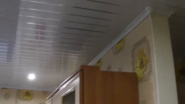 потолок, панель ПВХ смотреть онлайн