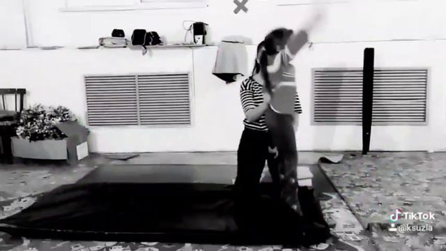 Учимся делать фляг. Первый прорыв. смотреть онлайн