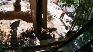 Несколько идей в работе экскаватора-погрузчика