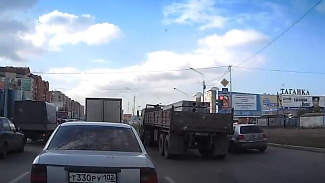 Зеркало с встроенным видеорегистратором смотреть онлайн