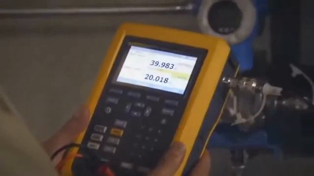 FLUKE - Keeping your world up and running! смотреть онлайн