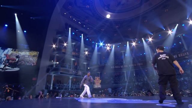 B-Boy Lee vs. B-Boy Issin | Semifinal | Red Bull BC One World Final 2022 New York смотреть онлайн