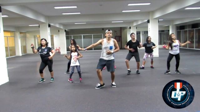 TE EXTRAÑO coreografia fitness Hector Jimenez Santos смотреть онлайн