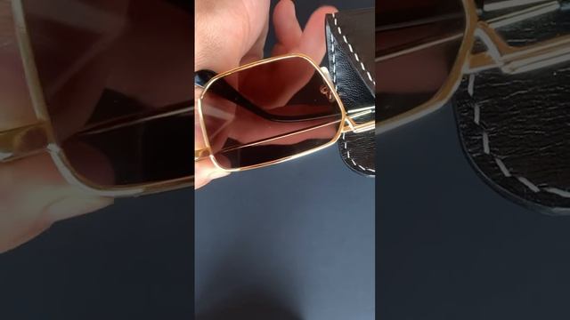 Небольшой показ футляра для очков смотреть онлайн