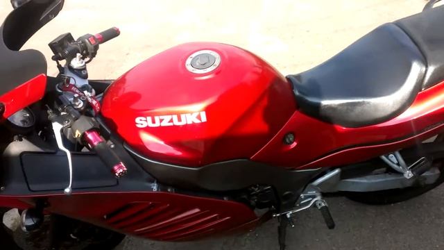 Suzuki RF 400 смотреть онлайн