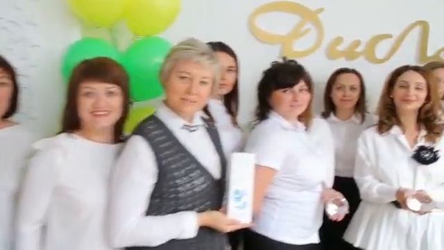 Презентация нового раствора Crystal Lakes, только в сети салонов оптики ДиЛор смотреть онлайн