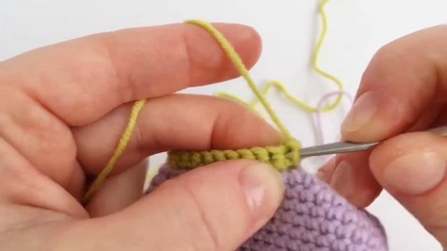 Поворотные ряды | Уроки вязания | Вяжем крючком смотреть онлайн