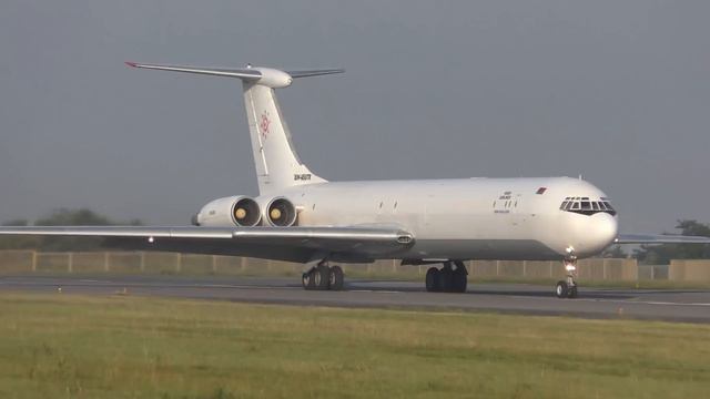 ILYUSHIN IL62 LANDING With Incredible ENGINE SOUND - First IL-62 Freighter In The Netherlands (4K)