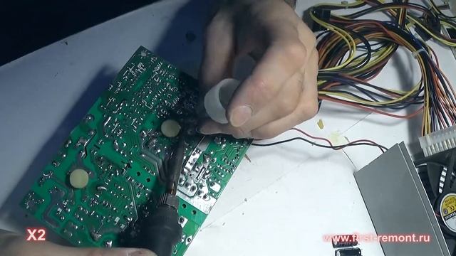 Ремонт блока питания - замена вздутых конденсаторов www.first-remont.ru смотреть онлайн