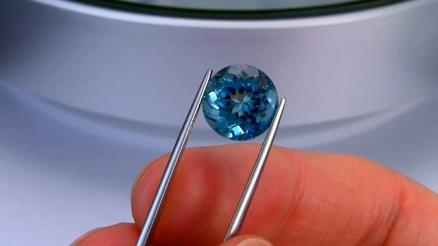 London Blue Topaz gemstone. Топаз Лондон смотреть онлайн