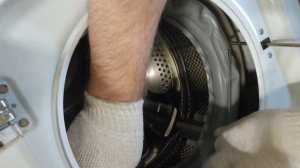 Замена манжеты загрузочного люка в стиральной машине ARISTON 100
