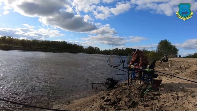 Трудовая, майская рыбалка на Мокше с фидером 17-21.05.2022. День 3. смотреть онлайн