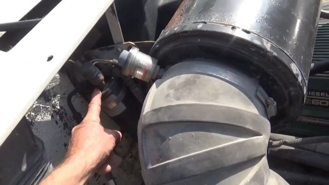 How to find and replace the A/C high pressure switch on a big truck смотреть онлайн