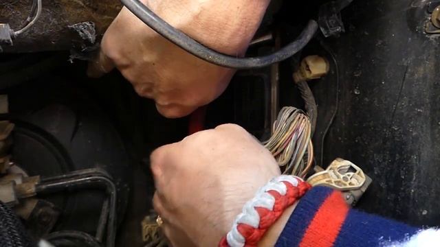 MAZDA CX-7 CX7 ECU ENGINE COMPUTER LOCATION REPLACEMENT смотреть онлайн