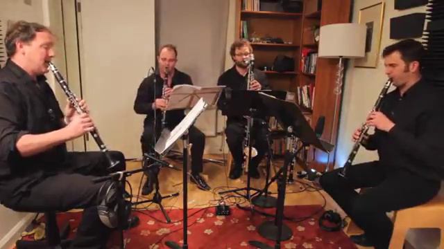 Useful Music Studio Sessions: Papillons de Nuit by Graham Lyons смотреть онлайн