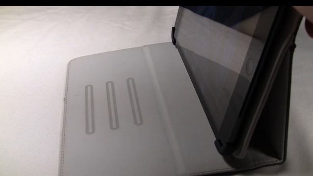 Belkin Dot Cover with Stand for iPad Mini смотреть онлайн