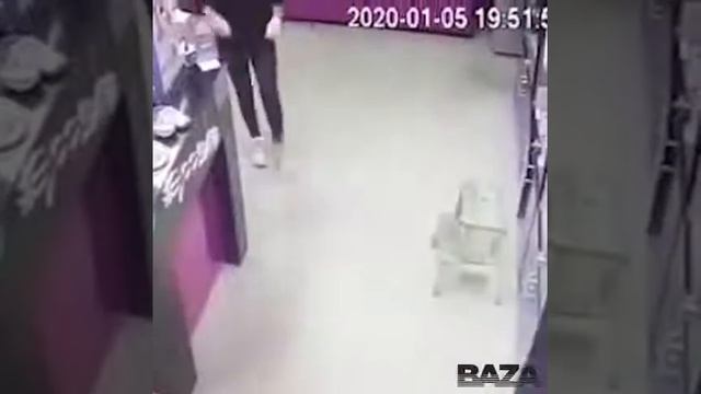 Запись кражи силиконовой жопы с камеры смотреть онлайн