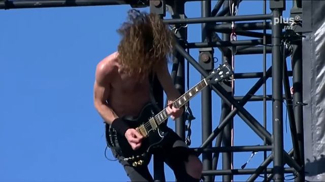 Airbourne - Guitar solo in the sky (Rock Am Ring 2010) смотреть онлайн