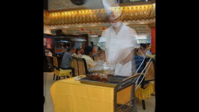 Шанха́й — крупнейший город Китая