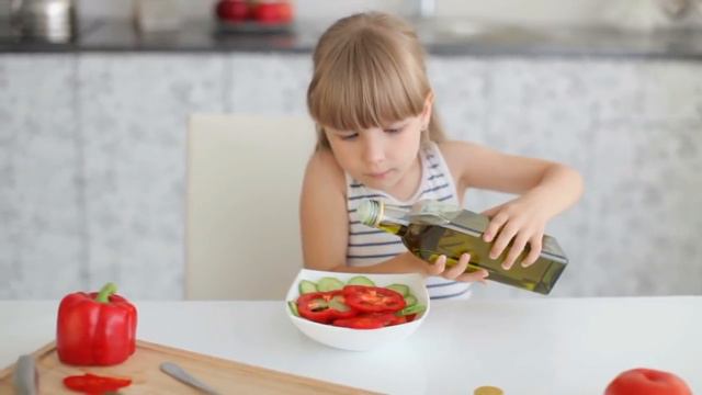 22 Best Benefits Of Olive Oil (Jaitun Ka Tel) For Skin, Hair, And Health | Fitness Factory смотреть онлайн