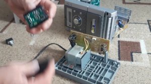 Как встроить MP3 USB bluetooth модуль в старый музыкальный центр