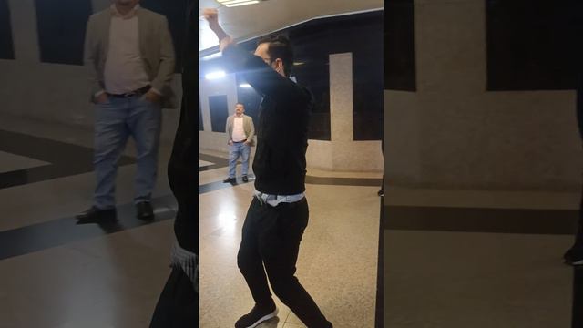 Desi Bangra in Baku#travel #azerbaijan #baku смотреть онлайн