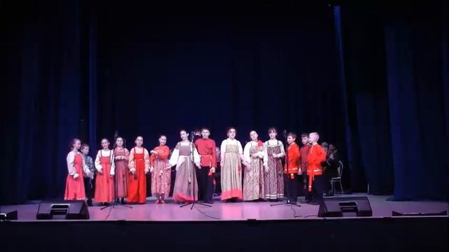 Государственный ансамбль русской музыки и танца САДКО, фолькл. ансамбль ЧЕБОТУХА, ансамбль УДАЛЬЦЫ смотреть онлайн