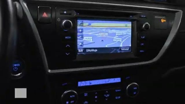 Toyota Auris Touring Sports 1,8 Hybrid Premium-Panoraamakatto, Navigoi смотреть онлайн