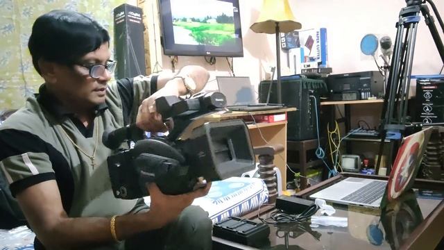 Panasonic AGUX90EN Camcorder смотреть онлайн