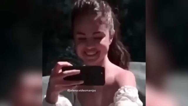 Selena Gomez and Justin Bieber back together again! (summer snapchat 2023) hugging, singing смотреть онлайн