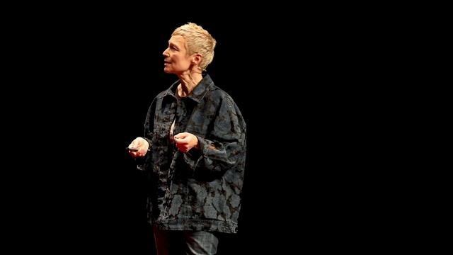 Lost in Transformation? Look for Fun to Get Through It | Annie Kerguenne | TEDxUniPotsdam смотреть онлайн