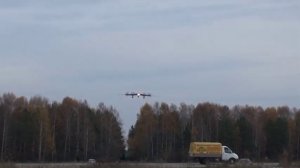 Ту-95 "28 красный" Посадка в Кольцово, Екатеринбург. Tu-95.