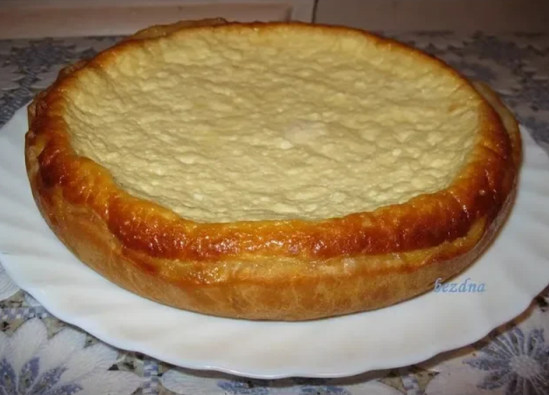 ВАТРУШКА ИЗ ПРЕСНОГО БЕЗДРОЖЖЕВОГО ТЕСТА смотреть онлайн