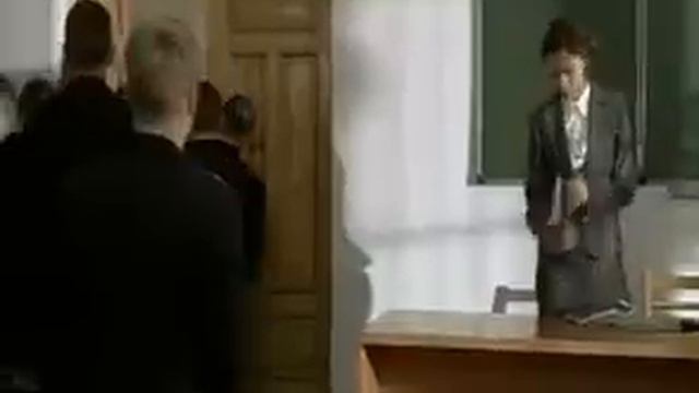 красное платье смотреть онлайн