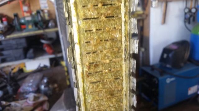 Esto es lo que pasa si le echas tapafugas al radiador смотреть онлайн
