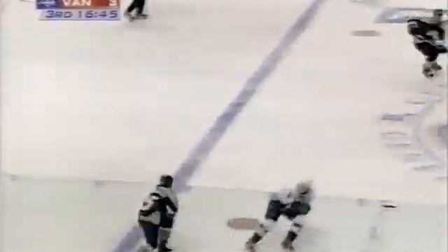 Sergei Krivokrasovs 4 22 points vs Canucks for Predators 19 dec 1998