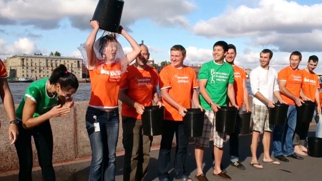 "Петер-Сервис" #IceBucketChallenge смотреть онлайн