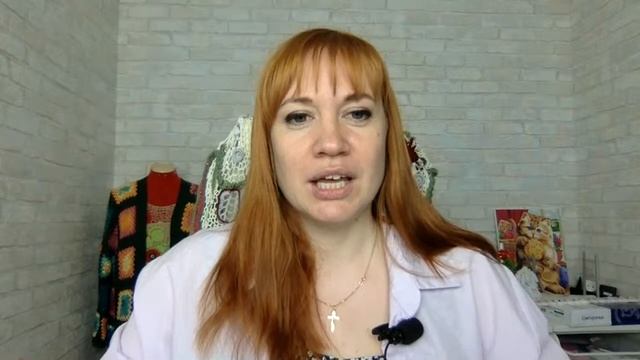 Вопрос - ответ. Расскажу подробности совместного вязания шапочек | Творческая среда смотреть онлайн