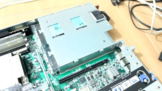 HP PROLIANT DL360e Gen8 overview , видео обзор смотреть онлайн