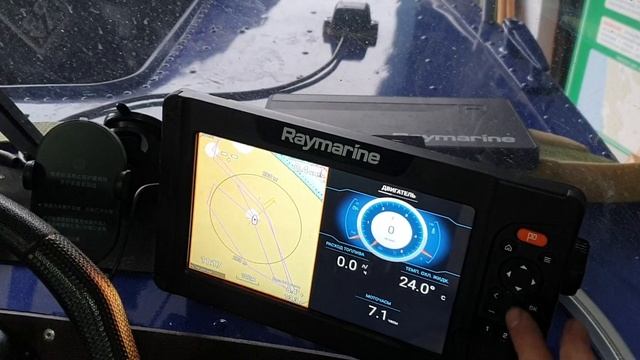 Подключение Mercury F40 к картплоттеру напрямую с двигателя по протоколу NMEA2000. смотреть онлайн