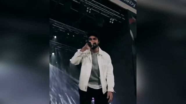 ¿Adivina quién estaba en el ensayo del concierto de Halil? смотреть онлайн