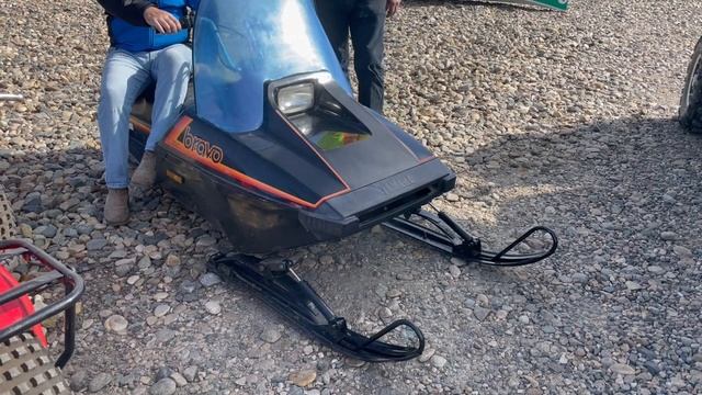 1984 Yamaha Bravo 250 Snowmobile смотреть онлайн