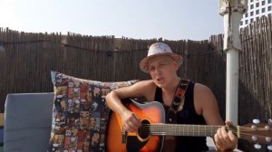 Армейская песня "Часы пробили по распорядку на обед" под гитару