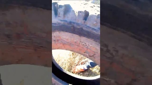 Бум !!! Скинули колесо с горы в реку