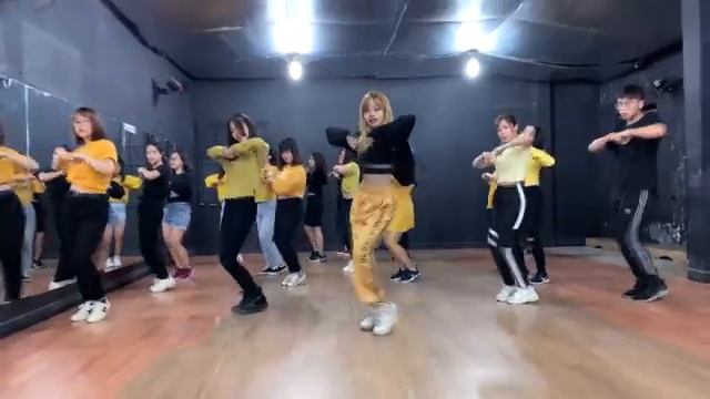 Shawn Mendes, Camila Cabello - Señorita (Dance Cover) l CM Choreography смотреть онлайн