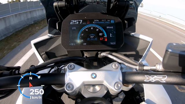 Bmw S1000xr 2021 Top speed-@MotoTopSpeed смотреть онлайн