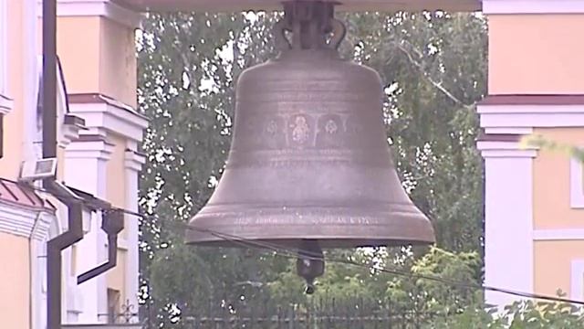 В Томске находится икона Божией Матери "Троеручица" смотреть онлайн