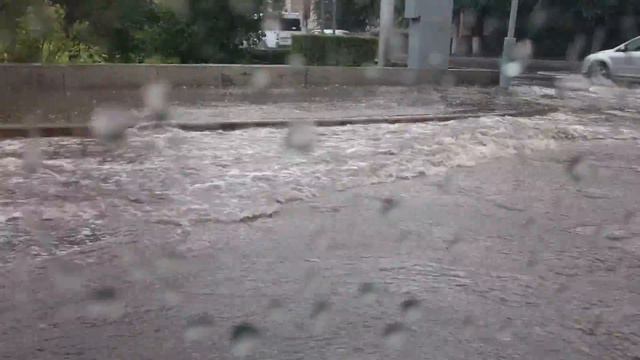 Ливень в Волгограде 28.06.2016 смотреть онлайн
